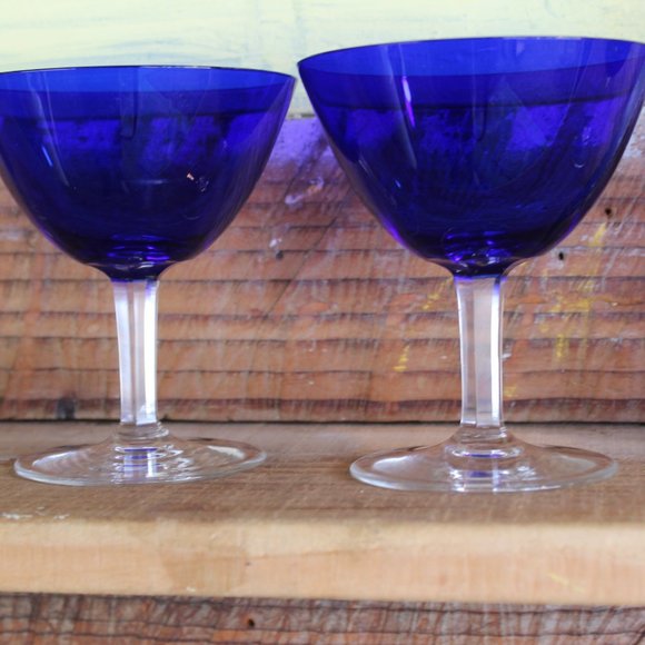 Set of (3) - Cobalt Blue Goblets/ champagne with Clear Stems 5"tall - Picture 8 of 9